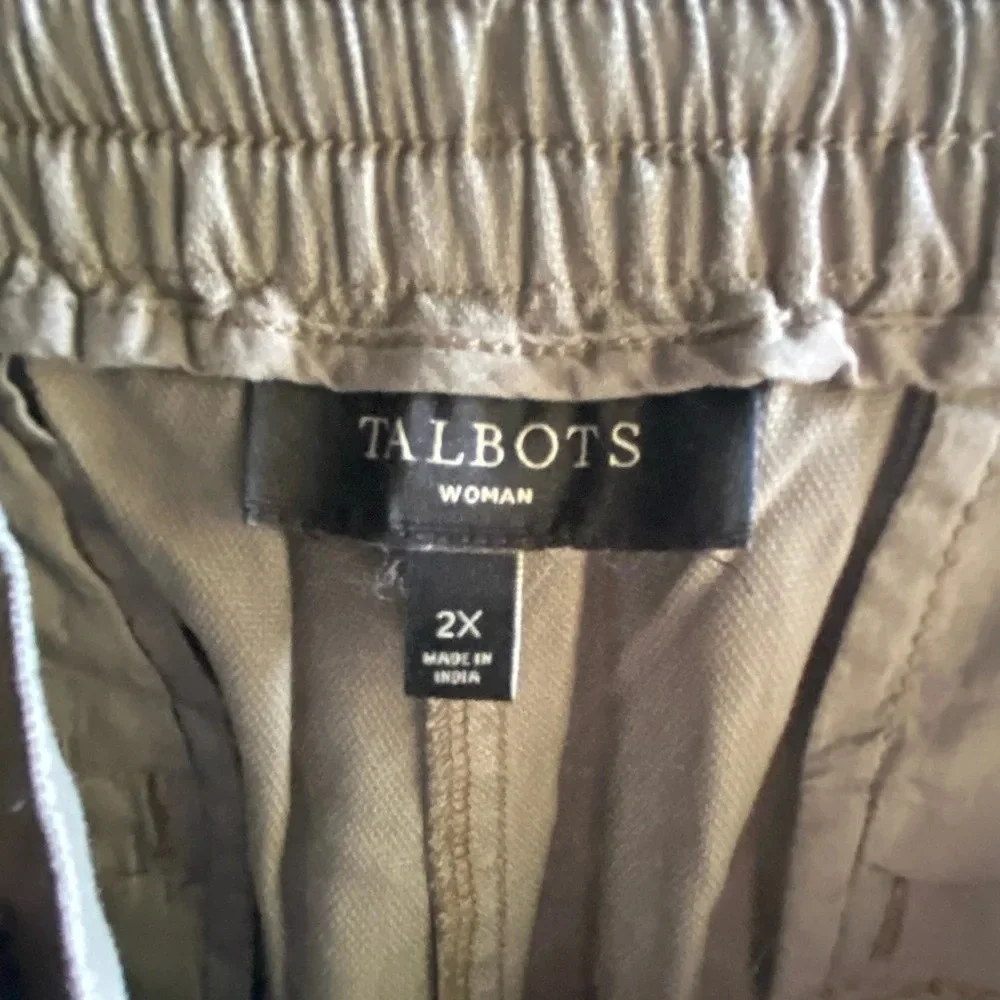 Talbots NWT Sage Green Flat Front Utility Pull On Shorts Athleisure Boho Sz 2X